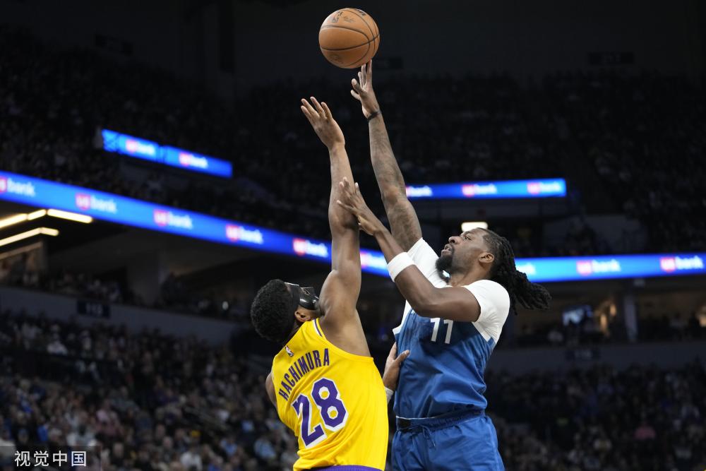 俱樂部中占 俱樂部中占