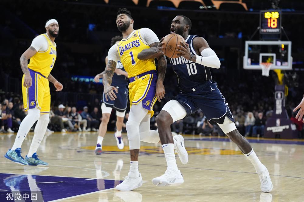 深入研究的 深入研究的